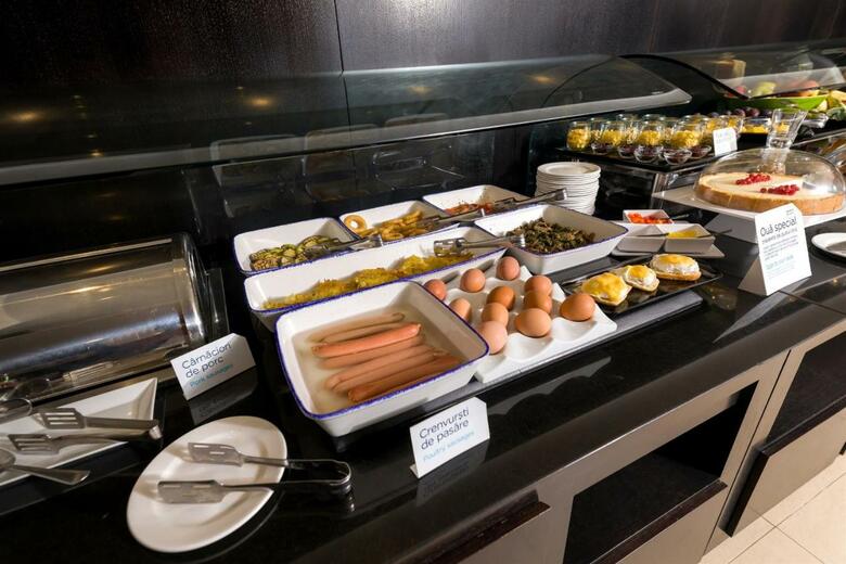 Hotel NH Bucharest
