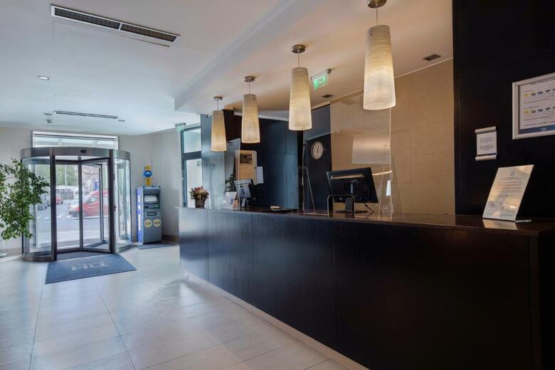 Hotel NH Bucharest