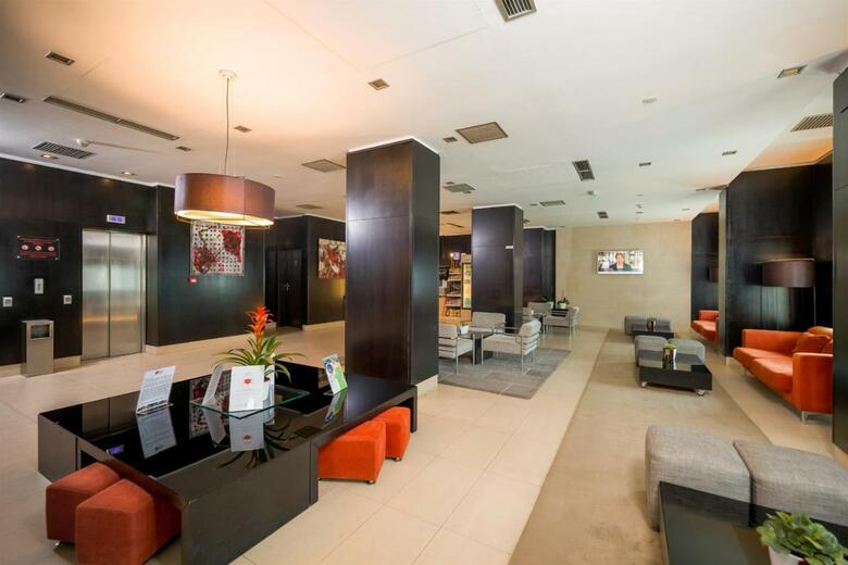 Hotel NH Bucharest