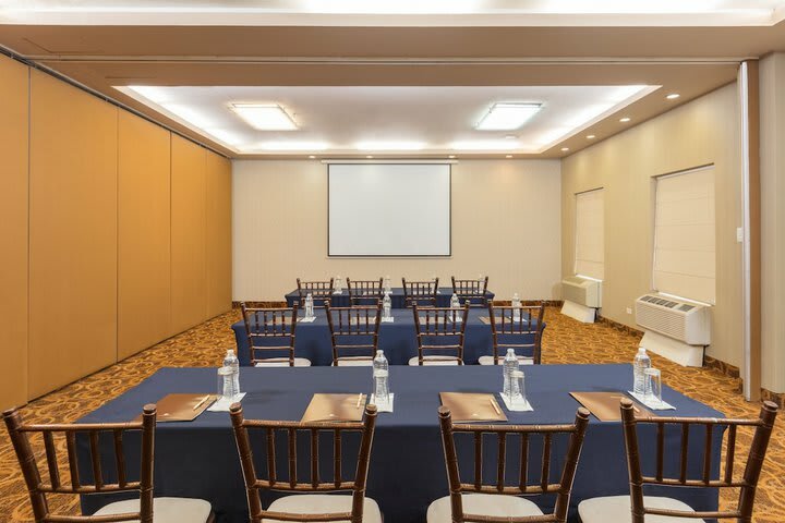 Doubletree Suites By Hilton Hotel Saltillo