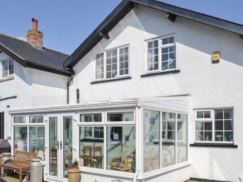 Walnut Cottage