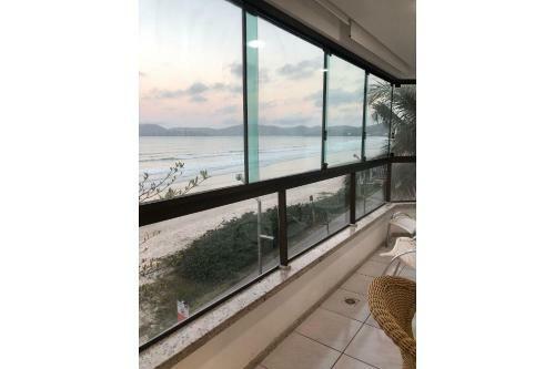 Apartamento Frente Mar Itapema