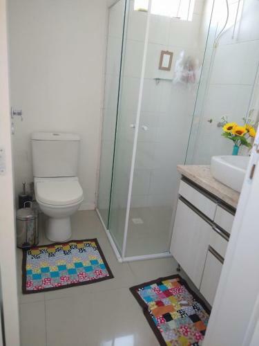 Su�tes Em Apartamento de Fam�lia
