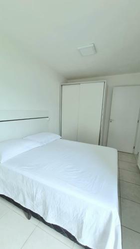 Apartamento Mobiliado - Perto Da Praia Em Itapema Sc