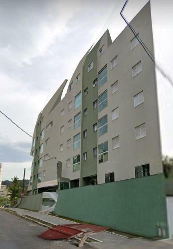 Apartamento Enseada 800 Metros Da Praia