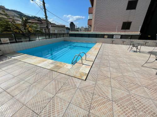 Confort�vel Apartamento 1 Dorm Com Piscina E Lazer