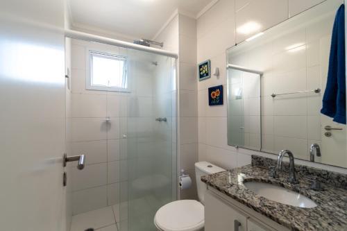 Apartamento Enseada 2 Quartos Piscina E Lazer