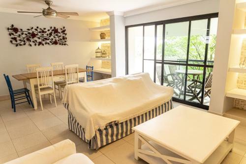 Apartamento Apto Com Lazer Completo Perto Da Praia Da Enseada