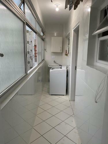 Apartamento Cobertura Guaruj� Apto Com Jacuzzi E Churrasqueira