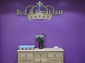 Bed & Breakfast Queen Phillippa