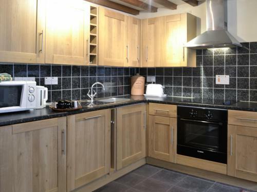 Coach House At Gaer Cottages