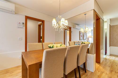 Rosa Apartamento Luxo No Centro Gramado