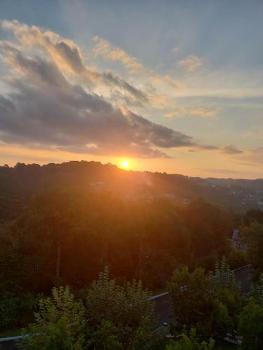Apartamento Excelente Apto 2d Com Su�te E Belo Por Do Sol