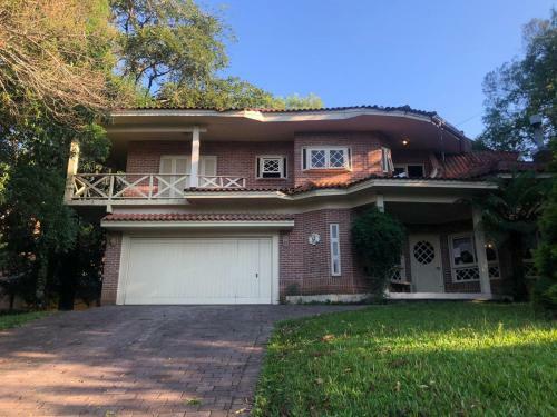 Casa Do Bosque, Confort�vel, Em Local Espetacular!