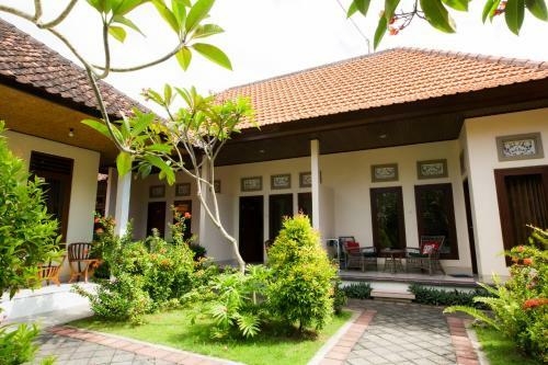 Manda Homestay