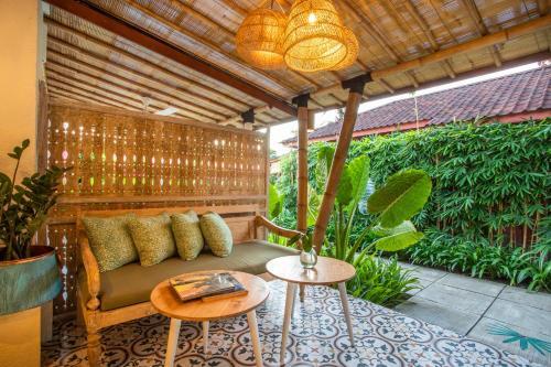 Bed & Breakfast Pinkprivate Sanur - Cool Adults Only