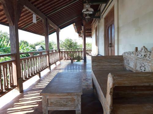 Hostal Maguna Guest House