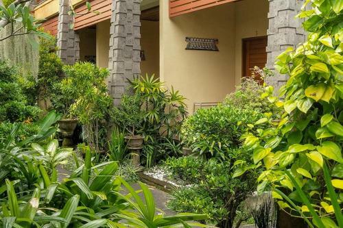 Hotel Donna Homestay Redpartner