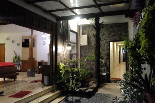 Hostal Puri Langenarjan Guest House