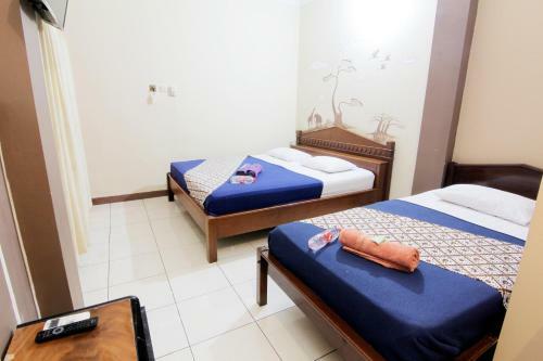 Hostal Monica Hotel