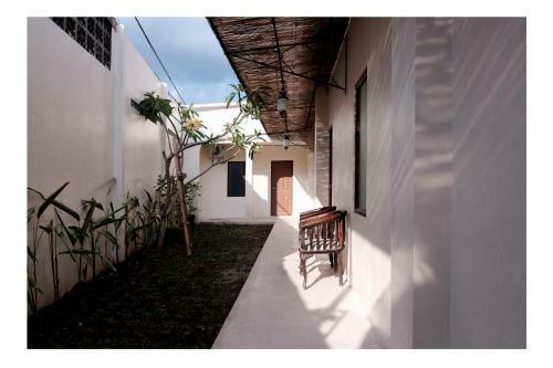 Hinggil Homestay Syariah Redpartner