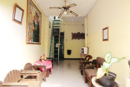 Hostal Hotel Harum