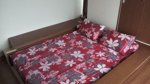 Ruby Apartment #2