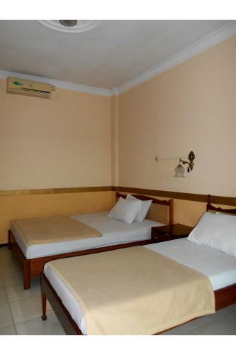 Yogya Kembali Malioboro Hotel Redpartner