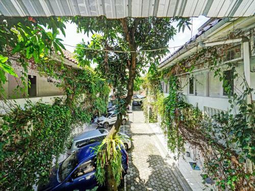 Hotel Oyo 90496 Izzi Ekslusif
