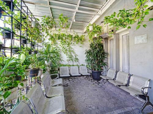 Hotel Oyo 90496 Izzi Ekslusif