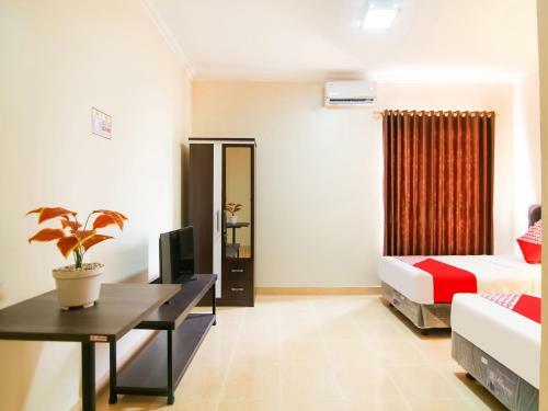 Hotel Oyo 90186 Grand Aster