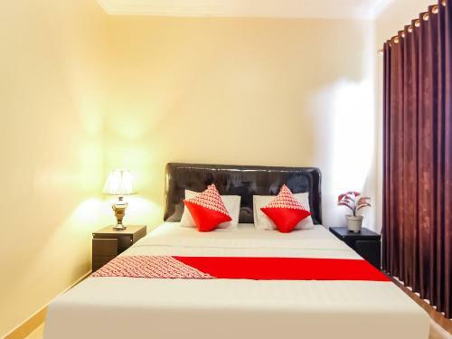 Hotel Oyo 90186 Grand Aster