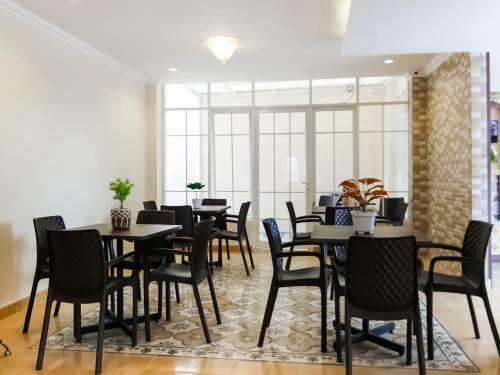 Hotel Oyo 90186 Grand Aster