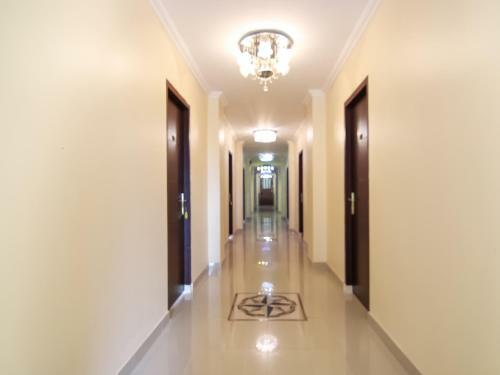 Hotel Oyo 90186 Grand Aster