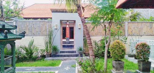 Hostal The Jepun Room And House
