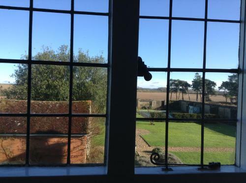 Hostal Little Court