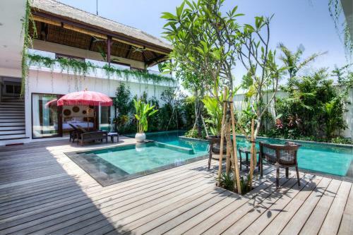 Villa Frangipani Merah