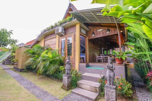 Nelayan Creative Villas