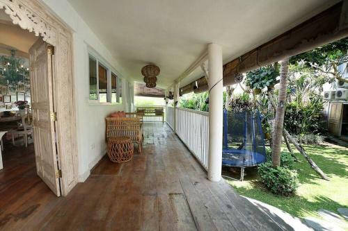 Bts Villa By Bvr Holiday Rentals