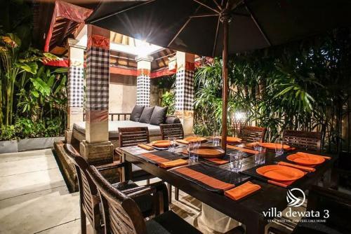 Dewata Iii, 5 Bed Villa, Large Pool, Central Seminyak.