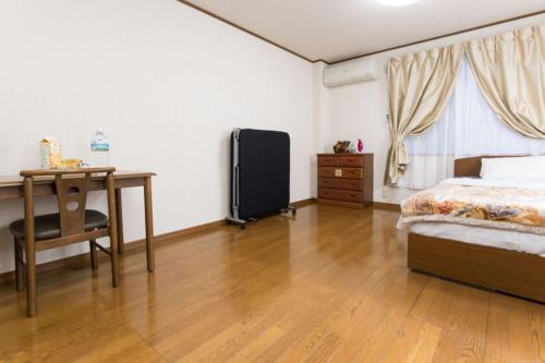 Shinjuku Apartments 101