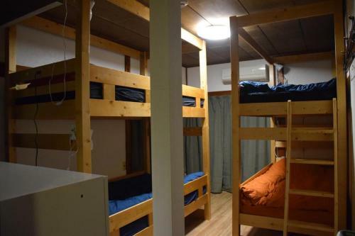 Hostal Guest House Shie Shimi