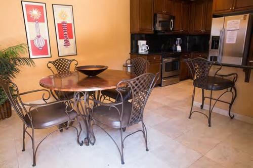 Cler Villas Inside El Dorado Ranch
