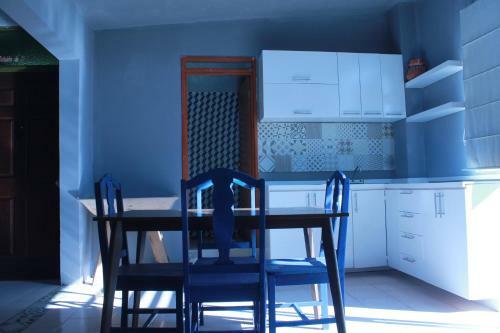 Hostal Hotel Tres Piedras