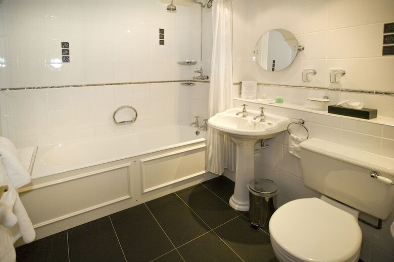 Gibbon Bridge Hotel