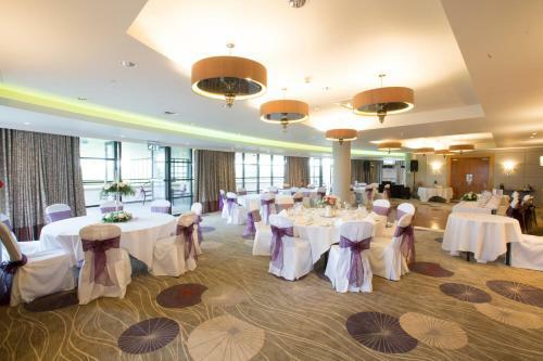 Hotel Crowne Plaza Resort Colchester Five Lakes