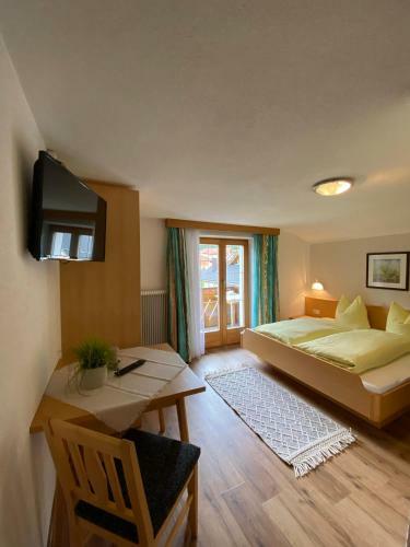 Aparts Handle Und Haus Bergblick