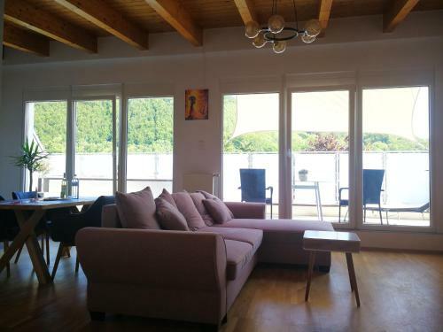 Beehome Apartment