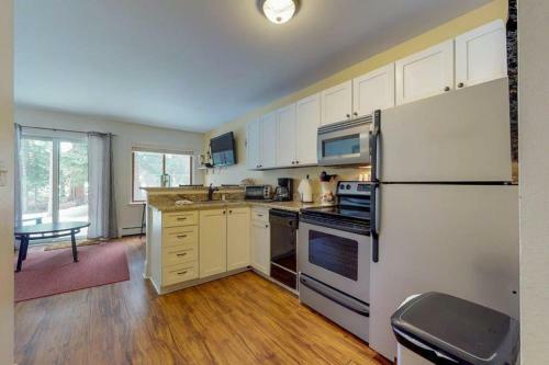 Wildwood Suites 107 (Condo)