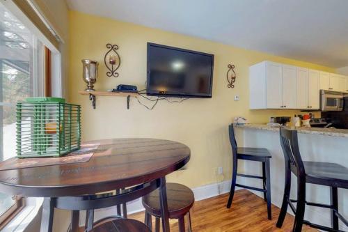 Wildwood Suites 107 (Condo)
